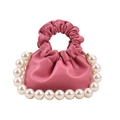 Minibolso nube rosa vibrante con asa fruncida y adorno de perlas elegantes - Rosa Rojo