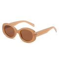 Classic oval sunglasses in caramel brown with vintage three-dot metal rivets detail - Jelly Tea Frame Tea Lens