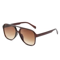 Retro pilot sunglasses featuring a brown translucent frame and gradient lenses - Regular / Tea Frame Gradient Tea Lens