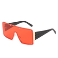 Quadratische Oversize-Sonnenbrille mit roten Gläsern und schwarzen Bügeln - Schwarzer Rahmen Weinrote Gläser