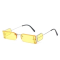 Lunettes de soleil rectangulaires avec verres jaunes et monture en métal argenté - Monture Argent Verres Jaunes
