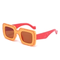 Lunettes de soleil carrées orange avec branches rouges ondulées et verres marron - Motif Tigre Orange Branches Rouges (Verres Thé)