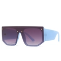 Shield-Sonnenbrille mit hellblauem Rahmen und lilafarbenen Verlaufsgläsern - Blauer Rahmen Verlauf Grau Gläser