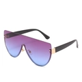 Lunettes de soleil oversize à sommet plat avec verres dégradés violet bleu et détails dorés - Monture Dorée Verres Gris Bleu