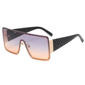Trendige quadratische Oversize Sonnenbrille mit lila Farbverlauf und schwarzem Rahmen - Goldrahmen Verlauf Grau Orange
