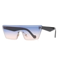 Lunettes de soleil carrées oversize tendance avec verres dégradés orange et monture noire - Monture Noire Verres Bleu Thé