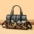 Grande borsa a mano leopardata con trama a coccodrillo e chiusura dorata - Stampa leopardata