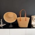 Minimalist straw tote bag and sun hat set in beige with brown leather handles - Khaki