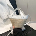 Sac à main en cuir blanc et paille tressée avec bandoulière et doubles poignées - Blanc