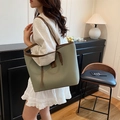 Minimalist large capacity morandi green tote bag with premium leather straps and texture - Green