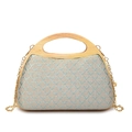 Borsa bohémien in paglia blu e beige con manici in legno e catena dorata - Verde
