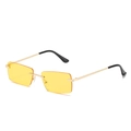 Lunettes de soleil rectangulaires sans monture avec verres jaunes et cadre en métal doré - Monture Dorée Verres Jaunes