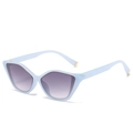 Lunettes de soleil œil de chat monture bleu clair translucide et verres dégradés - Monture Bleue Verres Gris Dégradé