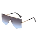 Lunettes de soleil shield dorées avec verres dégradés bleus et branches texturées - Standard / Monture Dorée Verres Gris Bleu