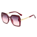Modische Oversize Quadrat Sonnenbrille mit burgunderrotem Rahmen und Verlaufsgläsern - Weinroter Rahmen Grau Tee Verlauf