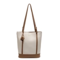 Borsa tote chic in pelle crema e marrone con ciondolo a elefante e logo dorato - Bianco Sporco