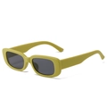 Lunettes de soleil vintage avec monture rectangulaire jaune olive et verres foncés - Monture Vert Matcha Verres Gris