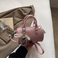Mini sac Boston rose en cuir litchi avec breloque cœur et nœud décoratif - Rose Avec Pendentif
