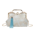 Sac à main rétro en satin crème avec broderie dorée et pompon bleu ciel - Bleu