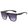Übergroße schwarze Sonnenbrille mit lila Verlaufsgläsern und silbernen Metalldetails - Standardgröße / Schwarzer Rahmen Doppelt Graue Linse