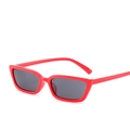 Lunettes de soleil rectangulaires rétro avec monture rouge brillant et verres foncés - Monture Rouge Verres Gris