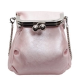 Sac bandoulière plissé rose nacré avec fermoir à clapet et bandoulière en chaîne - Rose