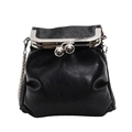 Klassieke zwarte geplooide crossbody tas met vintage kiss-lock sluiting en ketting - Zwart