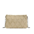 Beige gewatteerde canvas okseltas met gerafelde textuur en zilveren ketting - Khaki