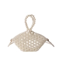 Sac à main élégant en perles blanches de forme trapèze avec poignée tissée ajourée - Blanc