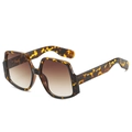 Lunettes de soleil oversize en écaille de tortue avec verres marron dégradés - Monture Léopard / Verres Thé