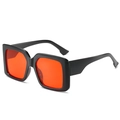 Lunettes de soleil carrées oversize avec monture noire et verres orange vif - Monture Noire Verres Lie-de-vin