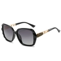 Lunettes de soleil oversize pour femmes avec monture noire et verres dégradés gris - Monture Noire Brillante Gris Dégradé