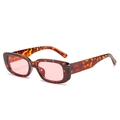 Retro rectangle sunglasses with tortoiseshell frame and pink translucent lenses - Leopard Frame Light Pink Lens