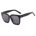 Klassische quadratische schwarze Sonnenbrille mit dunkelgrauen Gläsern im Retro-Stil - Glänzend Schwarzer Rahmen Graue Gläser