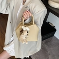 Sac bandoulière en cuir grainé beige avec un pendentif mignon en forme de chien en peluche - Sans Pendentif / Jaune Poire