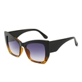 Fashionable oversized cat-eye sunglasses with tortoiseshell frames and purple gradient lenses - Black and Leopard Frame Gradient Grey Lenses
