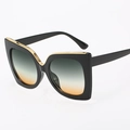 Lunettes de soleil papillon surdimensionnées avec monture noire et bordure dorée chic - Monture Noire Verres Vert Jaune