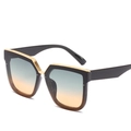 Lunettes de soleil carrées noires avec métal doré et verres dégradés bleu orange - Monture Noire Verres Vert Jaune