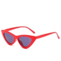 Retro-Cat-Eye-Sonnenbrille mit glänzendem rotem Rahmen und dunkelgrauen Gläsern - Roter Rahmen Graue Gläser