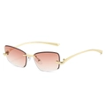 Lunettes de soleil œil-de-chat sans monture, verres dégradés marron et branches dorées - Standard / Standard (incl. TVA 13 %) monture dorée avec verres dégradés roses