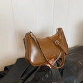Borsa hobo retrò in ecopelle marrone con catena argento e dettaglio NO FILTER - Marrone Cervo
