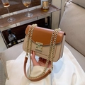 Borsa a tracolla vintage beige e marrone con catena dorata e chiusura quadrata - Cachi