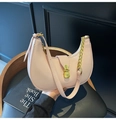 Minimalist light pink crescent hobo bag with gold chain and push lock closure - Off White