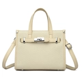 Borsa a mano beige intrecciata con chiusura a scatto argentata e tracolla regolabile - Beige
