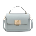 Minimalistische morandi-blaue Umhängetasche mit Goldverschluss und Handgriff für Damen - Hellblau