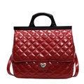 Borsa a tracolla trapuntata rossa in vernice con chiusura a cuore e manico nero - Rosso