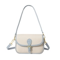 Bolso bandolera tejido azul cielo y beige con hebilla dorada y correas dobles - Azul