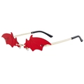 Gothic vleermuis zonnebril met rode glazen en gouden montuur voor festivals - Gouden Frame Rode Lenzen