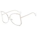 Lunettes papillon dorées surdimensionnées en métal avec détail de perles blanches - Monture Argent Verres Transparents