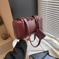 Borsa sottobraccio bordeaux minimalista in finta pelle con piccolo borsellino abbinato - Rosso